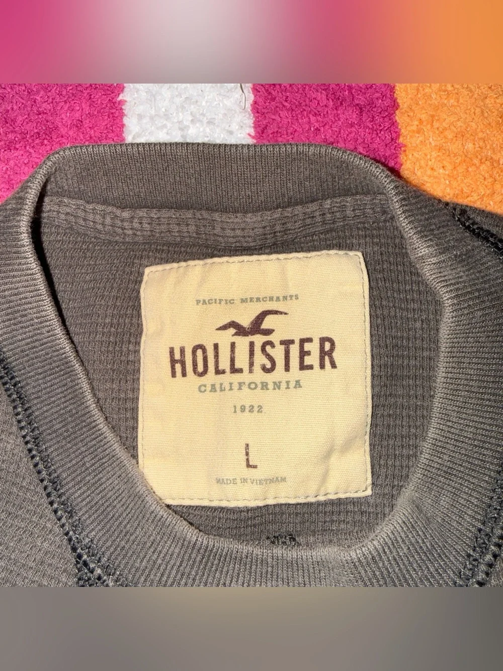 Hollister Men's Charcoal Waffle Crewneck Sweater with 1922 Script